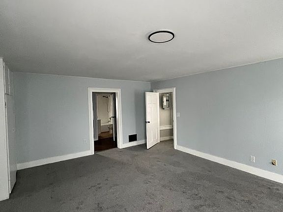 2nd image of 21 S Main St #2