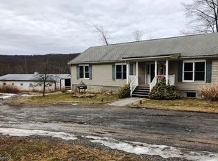 42 Glen Rd, Wantage, NJ 07461