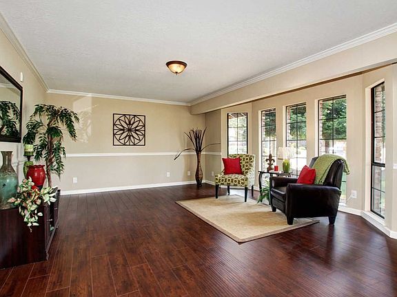 4th image of 9295 Airhill Way