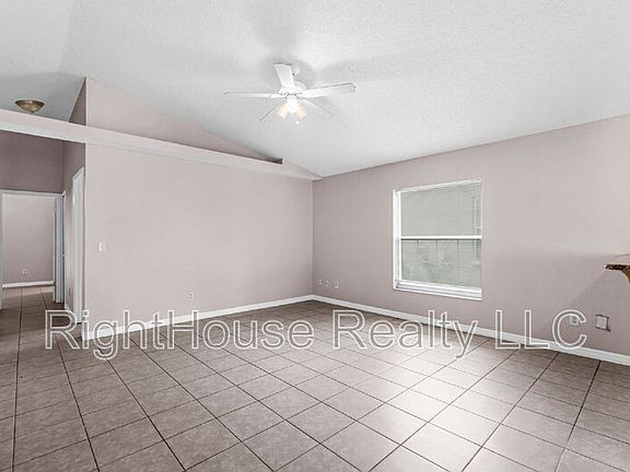3rd image of 7155 Edgewater Shores Ct
