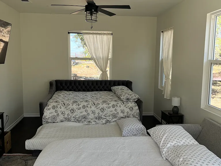 1840 Skyline Dr — Photo 19