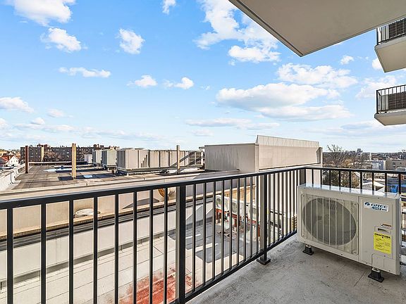 2nd image of 150-02 Northern Blvd #4C