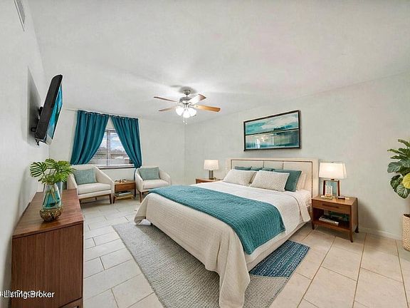 3rd image of 1602 Gardiner Ln APT 222