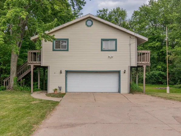 304 N Augusta Dr, Augusta, MI 49012