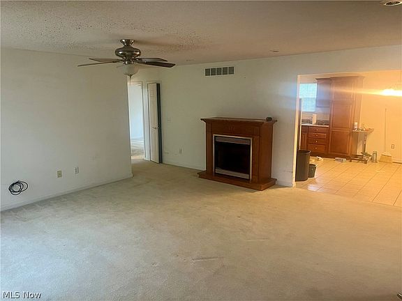 4th image of 2207 Packard Ct
