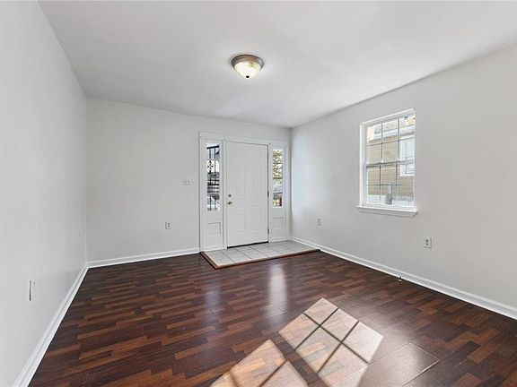 2nd image of 2659-61 Madrid St