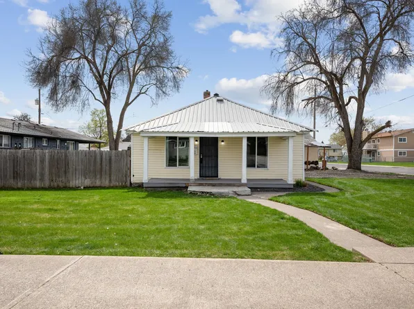 1704 E Everett Ave, Spokane, WA 99207