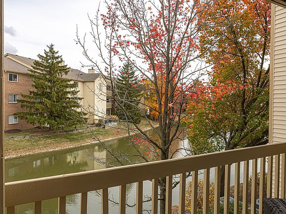 5th image of 12519 Timber Creek Dr Unit 6