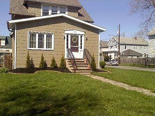 1st image of 390 McKinley Pkwy