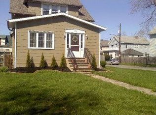 390 McKinley Pkwy, Buffalo, NY 14220