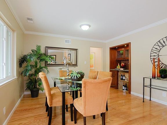 3rd image of 1365 Garrans Dr