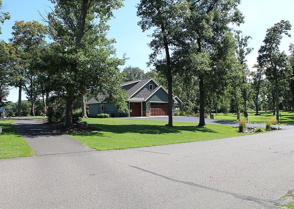 2nd image of 14936 Ridgeway Dr