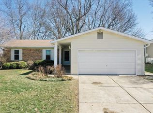 12 Dogwood Ln, Saint Peters, MO 63376