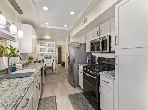 13723 W BALLAD Drive, Sun City West, AZ 85375