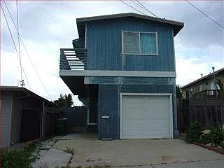 1696 Laguna St photo 1