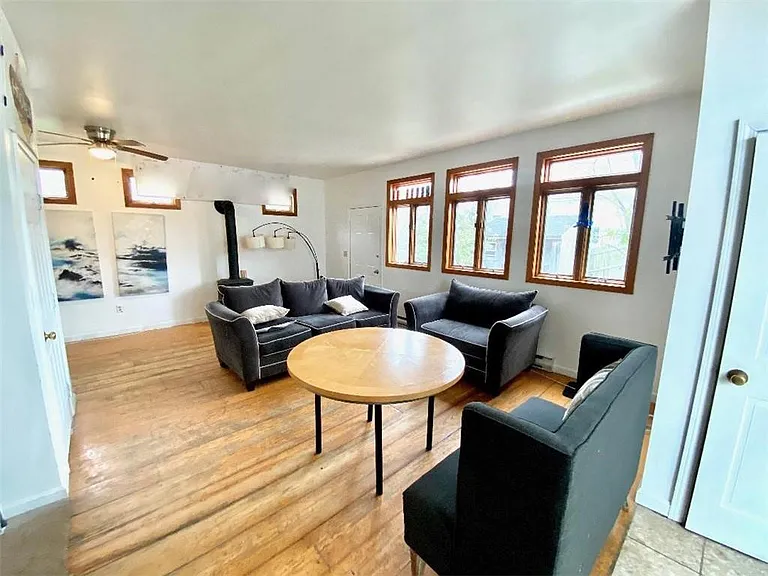 32 McAllister St — Photo 5