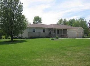 7055 Fayette Dr, West Jefferson, OH 43162