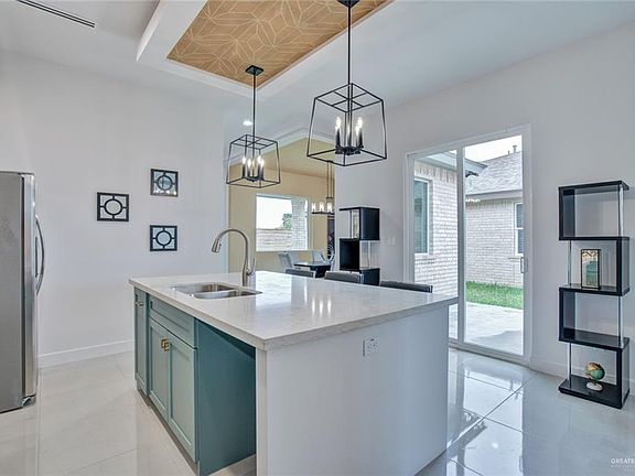4th image of 5908 Pelican St