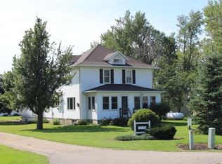 35081 820th St, Brewster, MN 56119