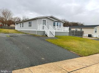 4002 Sharilyn Dr, Abingdon, MD 21009