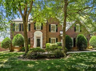 4601 Fairvista Dr, Charlotte, NC 28269