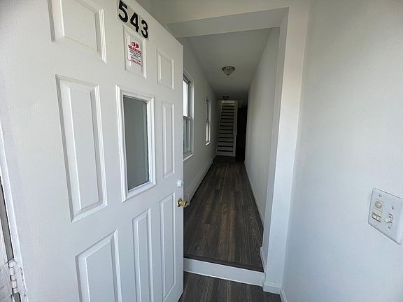 2nd image of 543 Ellsworth Ave APT 3