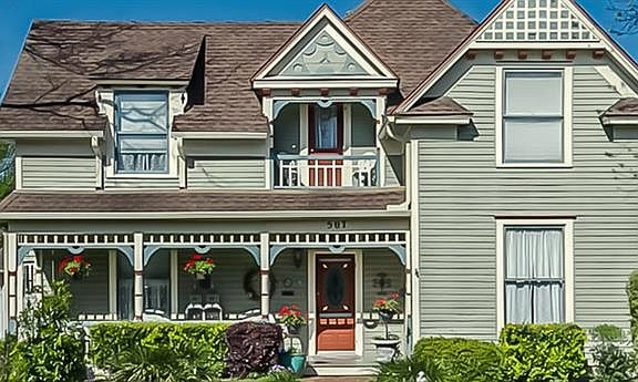 3rd image of 507 N Bradley St