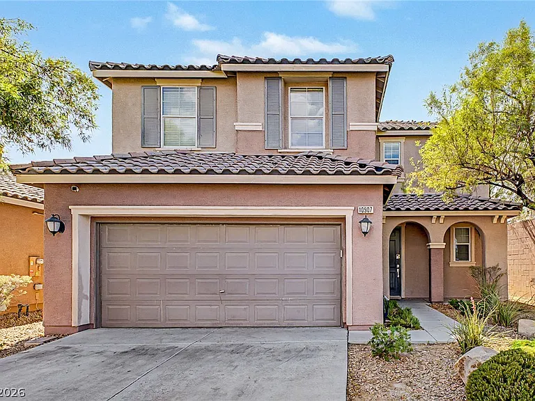 10907 Castle Fountain St — Photo 2
