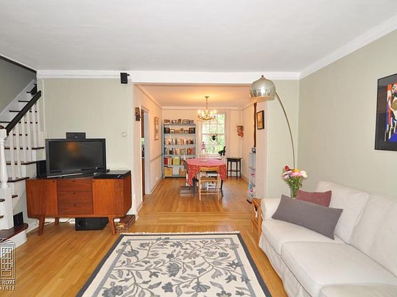 2nd image of 4705 39th Ave
