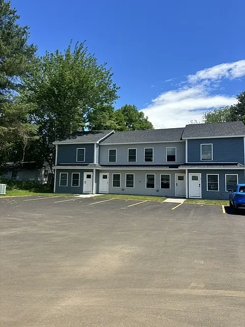 215 Saco Ave