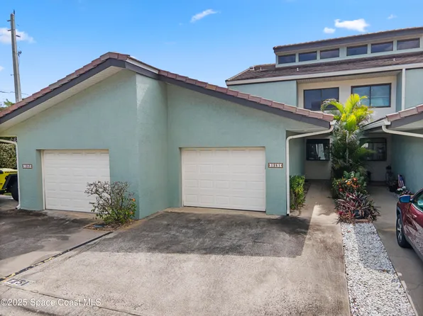 1251 Beachside Ln, Melbourne, FL 32903