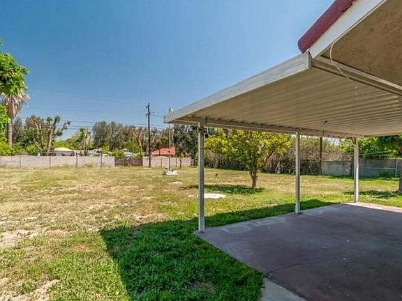 4th image of 2775 Muscupiabe Dr