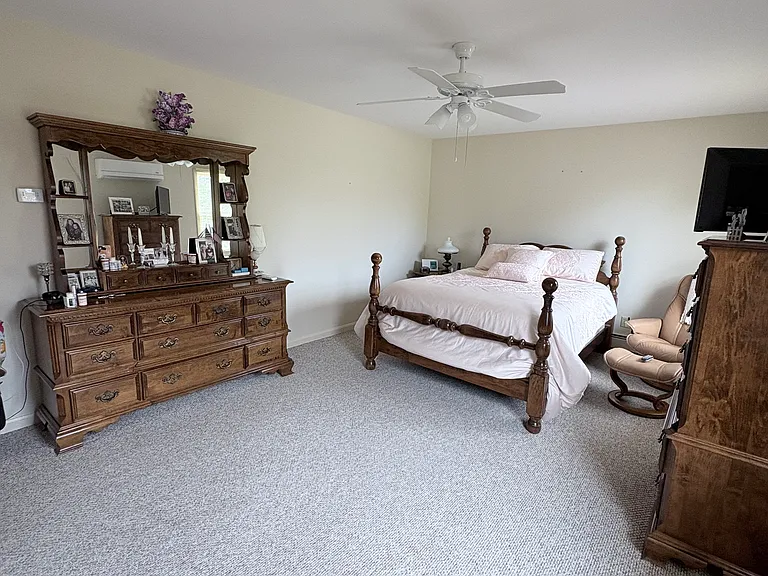74 Cliff Dr — Photo 13
