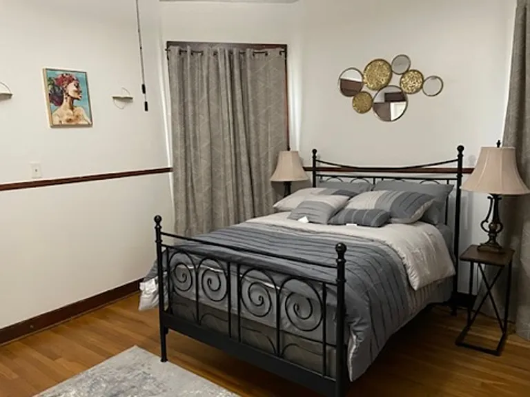 645 Grand Ave #1 — Photo 17