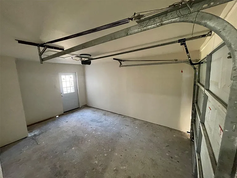 2508 S Texas Ave — Photo 18