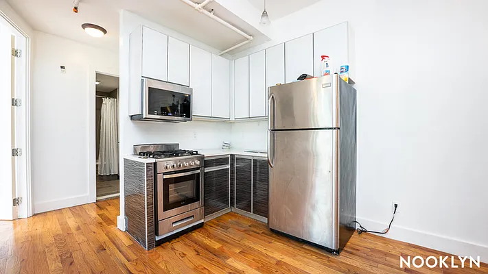 Rented by Nooklyn NYC LLC | media 29