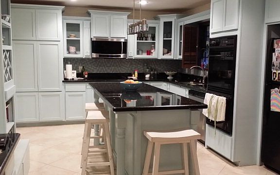 3rd image of 922 Susan Dr