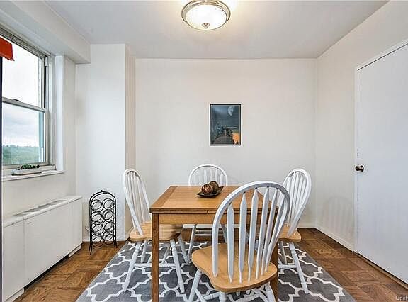 4th image of 30 Lake St APT 11