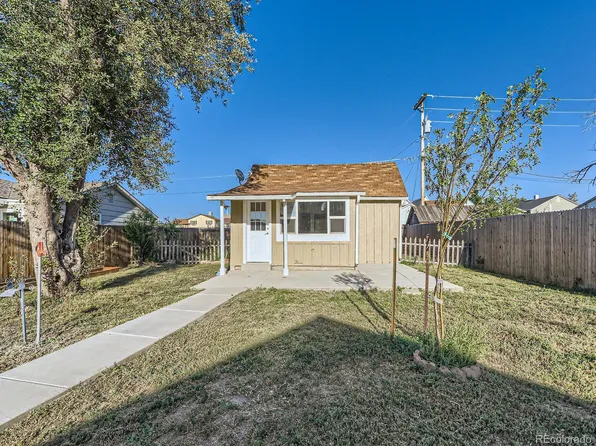 162 S Fetzer Street, Byers, CO 80103