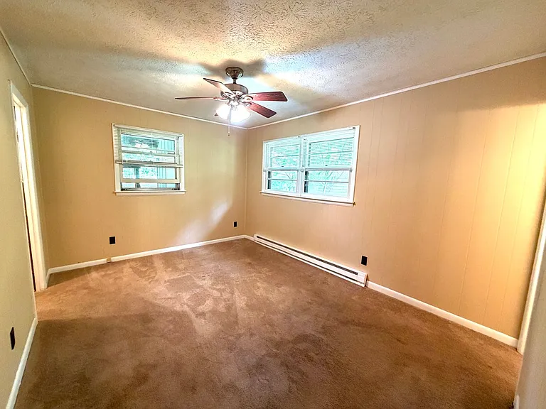 6 Jefferson Cir — Photo 8