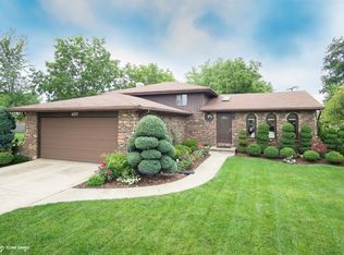 6337 Marshall Ct, Merrillville, IN 46410