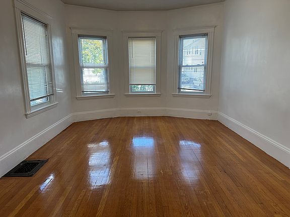 3rd image of 51 Flynt St #51