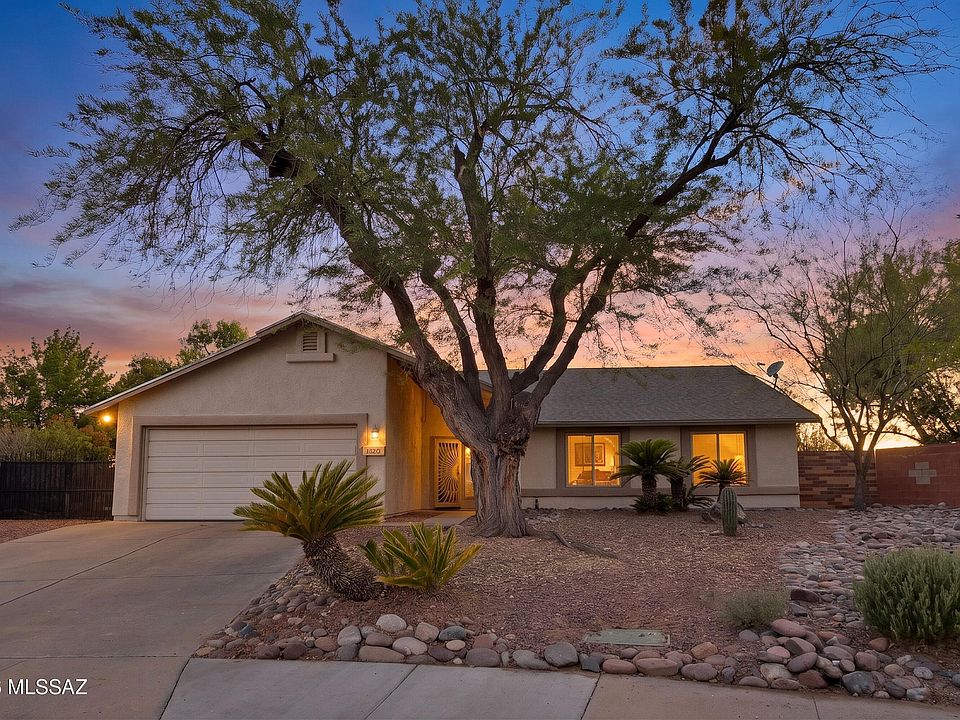 1st image of 1620 W Oak Shadows Dr