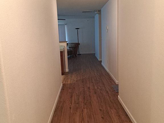 5th image of 8005 Sierra Altos Pl NW