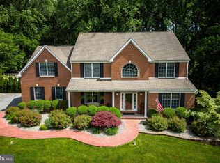 965 Burdette Dr, Downingtown, PA 19335