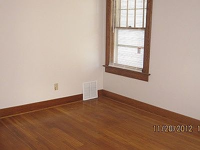 5th image of 123 N Elmwood Ave