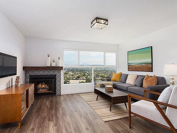2nd image of 2965 Waverly Dr #9