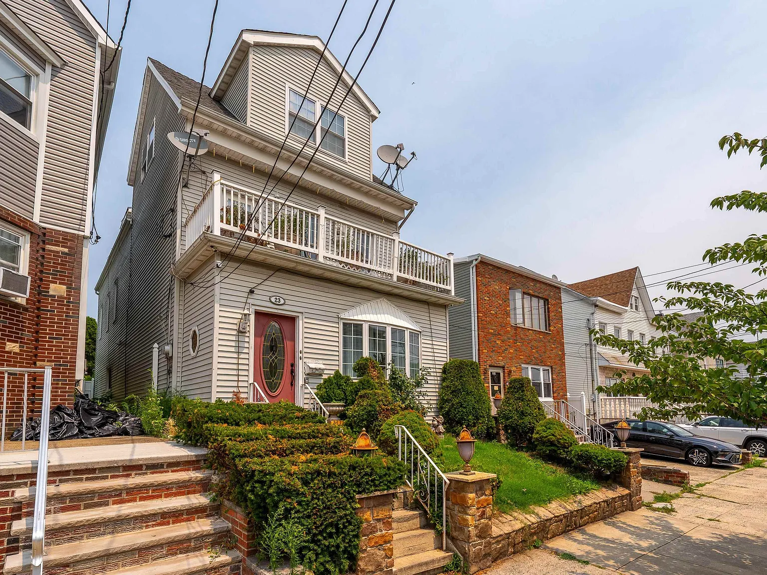 2 bed, 1.0 bath, $2,300 — Photo 3