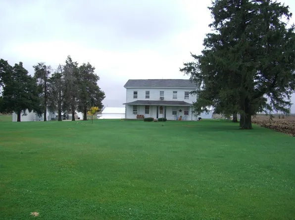 20024 W Lorance Rd, Laura, IL 61451