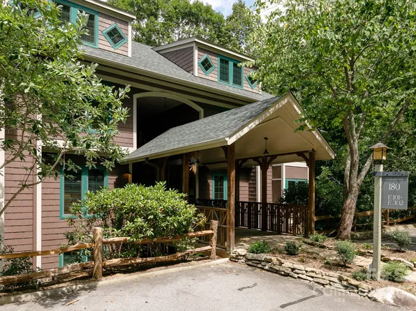 180 Creekside Way #E-102, Burnsville, NC 28714
